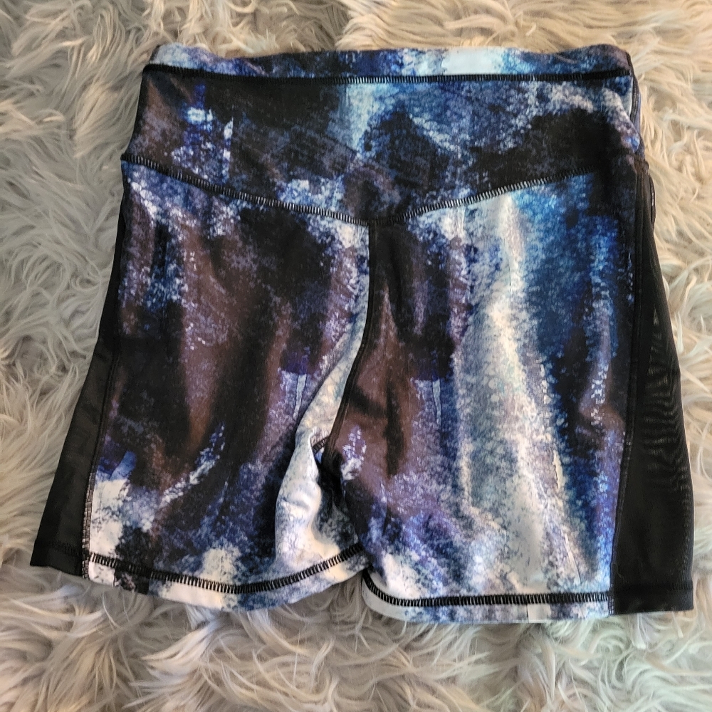 Adore Me Women's Black and Blue Athletic Bike Shorts Size Medium